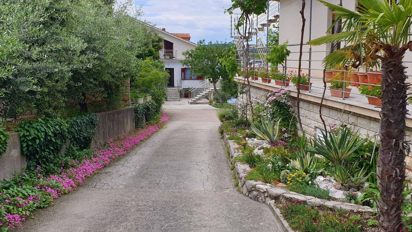 Ganze Ferienwohnung, Ferienwohnung mit Balkon und Meerblick  in Klimno, Krk