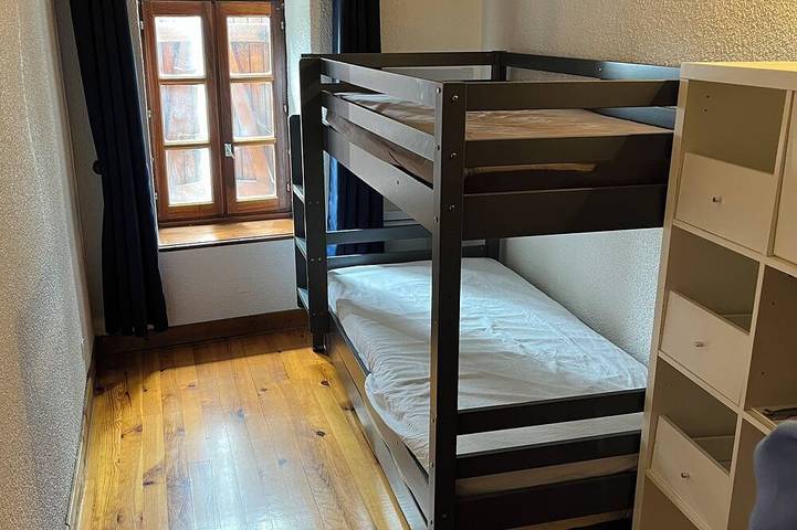 Location de vacances pour 8 personnes, avec jardin et terrasse à Saint-Victor-Montvianeix - 3