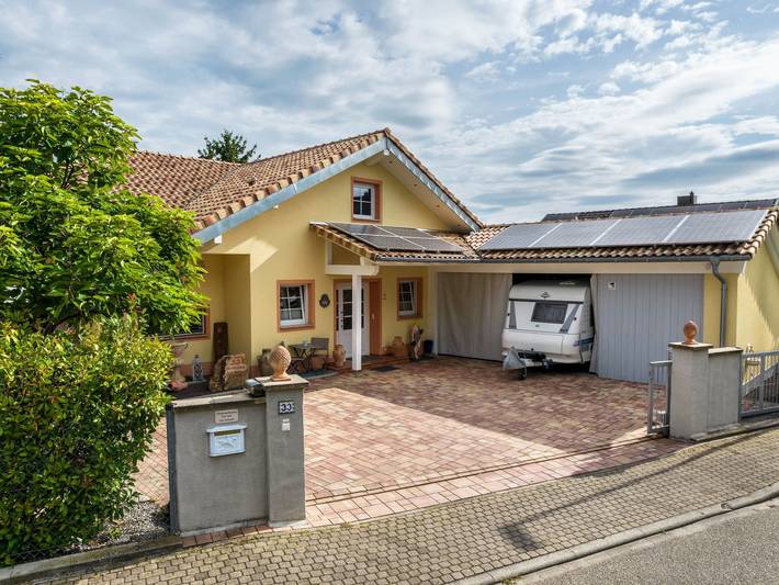 Ferienwohnung für 2 Personen, mit Terrasse und Garten in Mahlberg