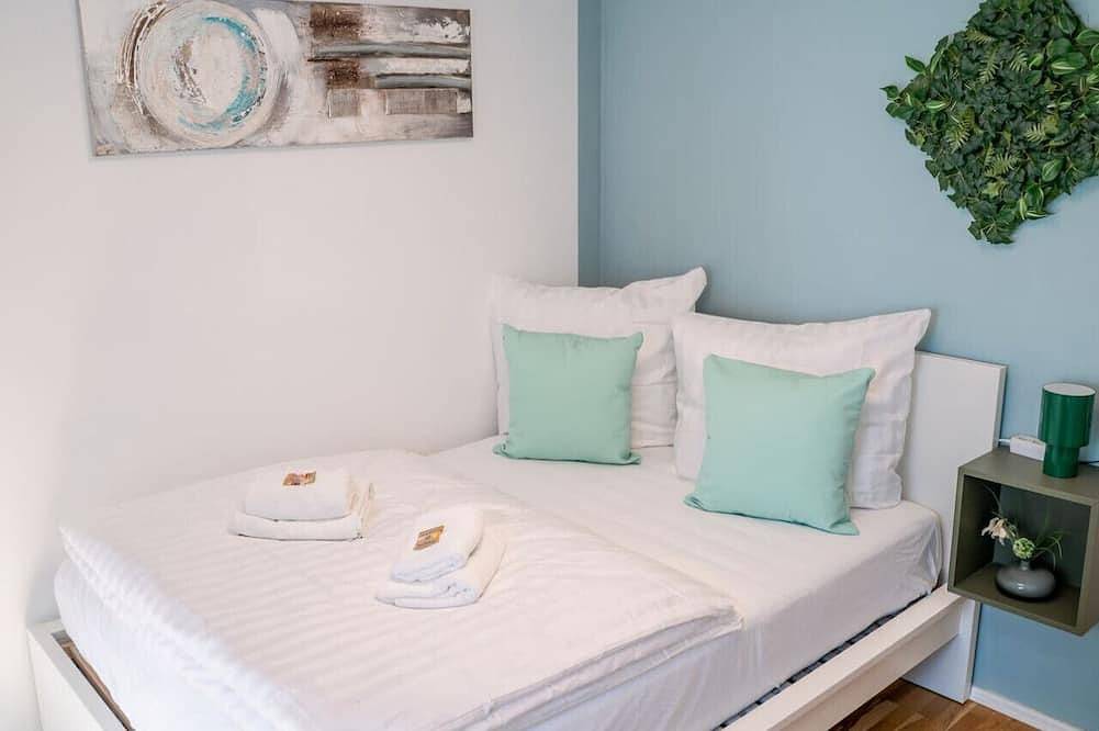 Geheel appartement, Green Oasis Studio - Central in Mannheim, Kurpfalz