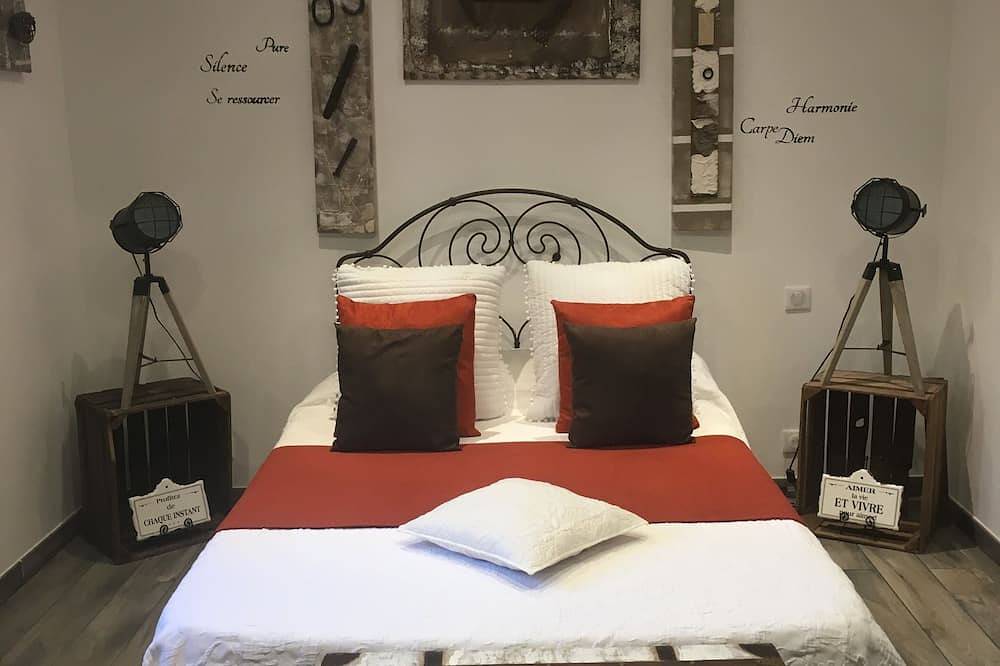 Magnifica villa Piscina riscaldata Jacuzzi Boules piazzola 2 appartamenti indipendenti in Calenzana, Calvi e dintorni