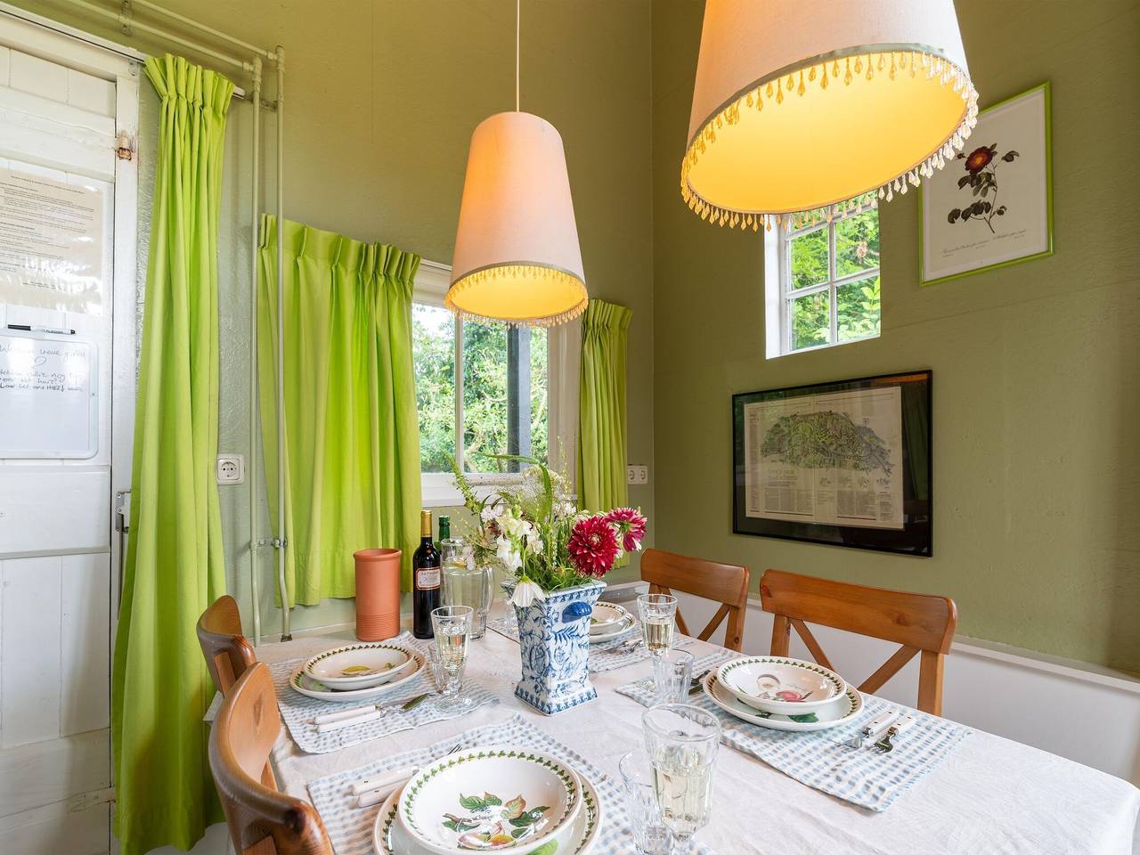 Landhuis in Deil bij rivier Linge in Betuwe