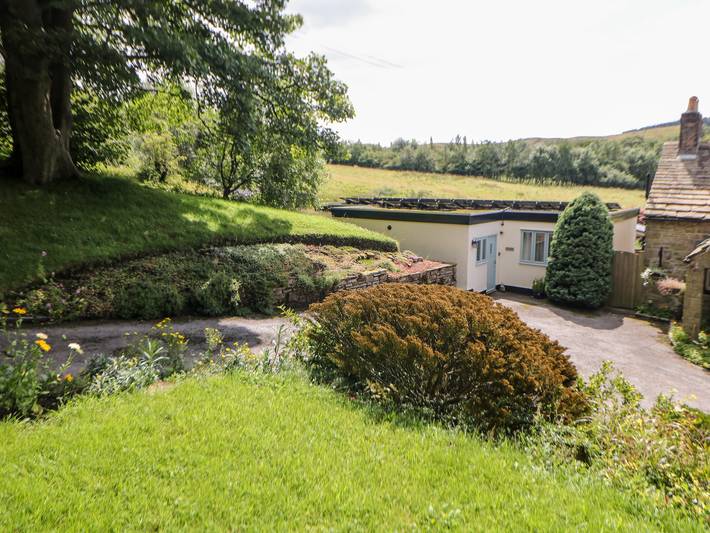 Log cabin for 2 people, with Garden in Cheshire
