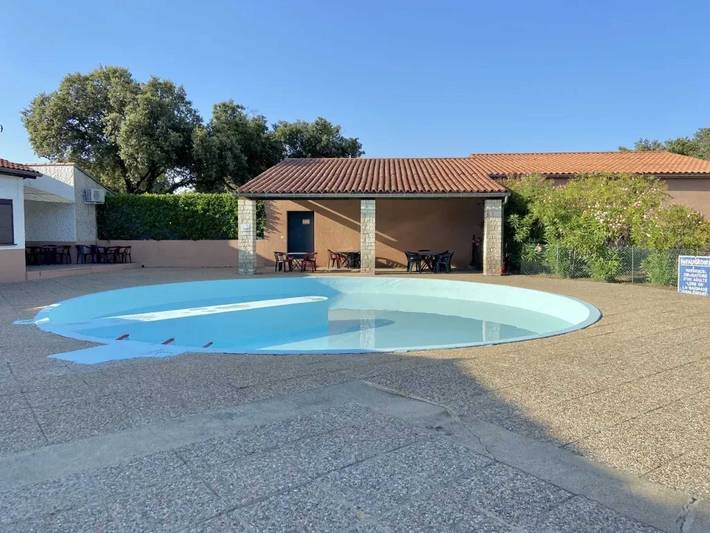 Location de vacances pour 8 personnes, avec terrasse et piscine à Orgnac-l'Aven - 2