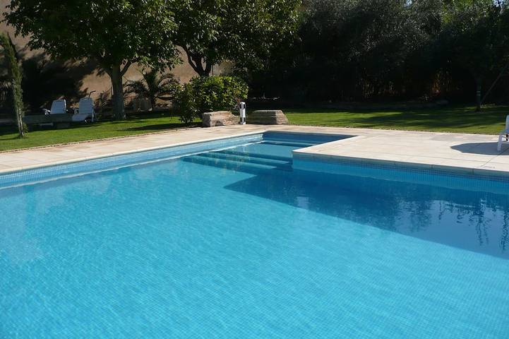Maison de vacances pour 8 personnes, avec Terrasse et Jardin à Capestang