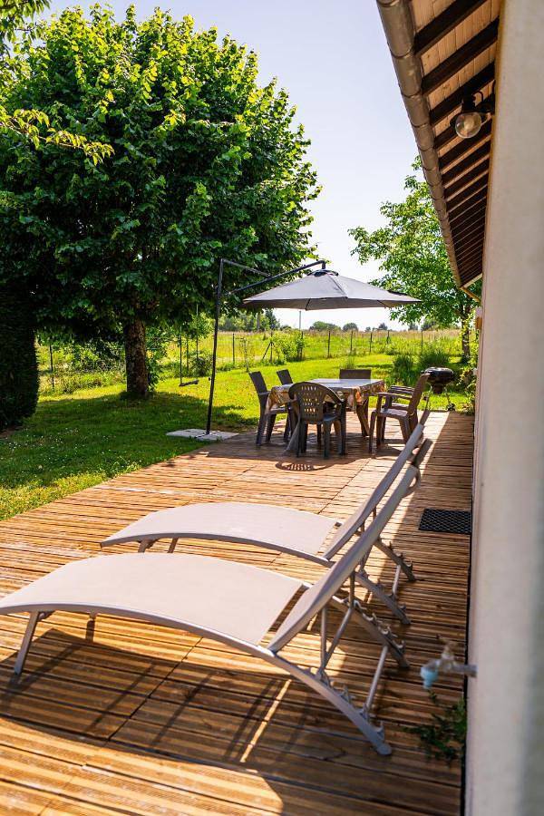 Location de vacances pour 6 personnes, avec Terrasse ainsi que Jardin et Vue à Faverolles-sur-Cher