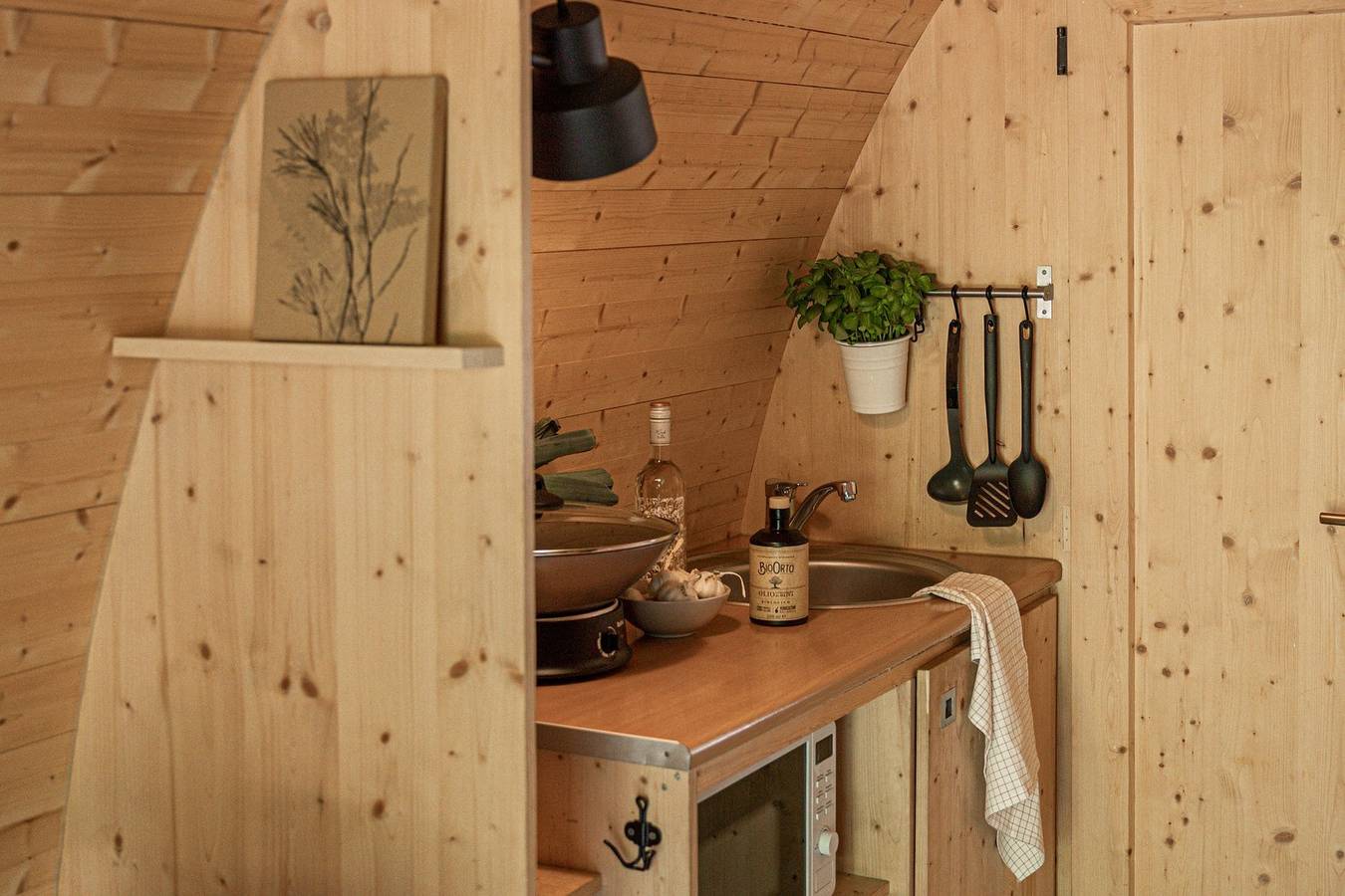 Buitenplaats Beekhuizen Exploitatie B.V. — Bush Pod in Veluwe