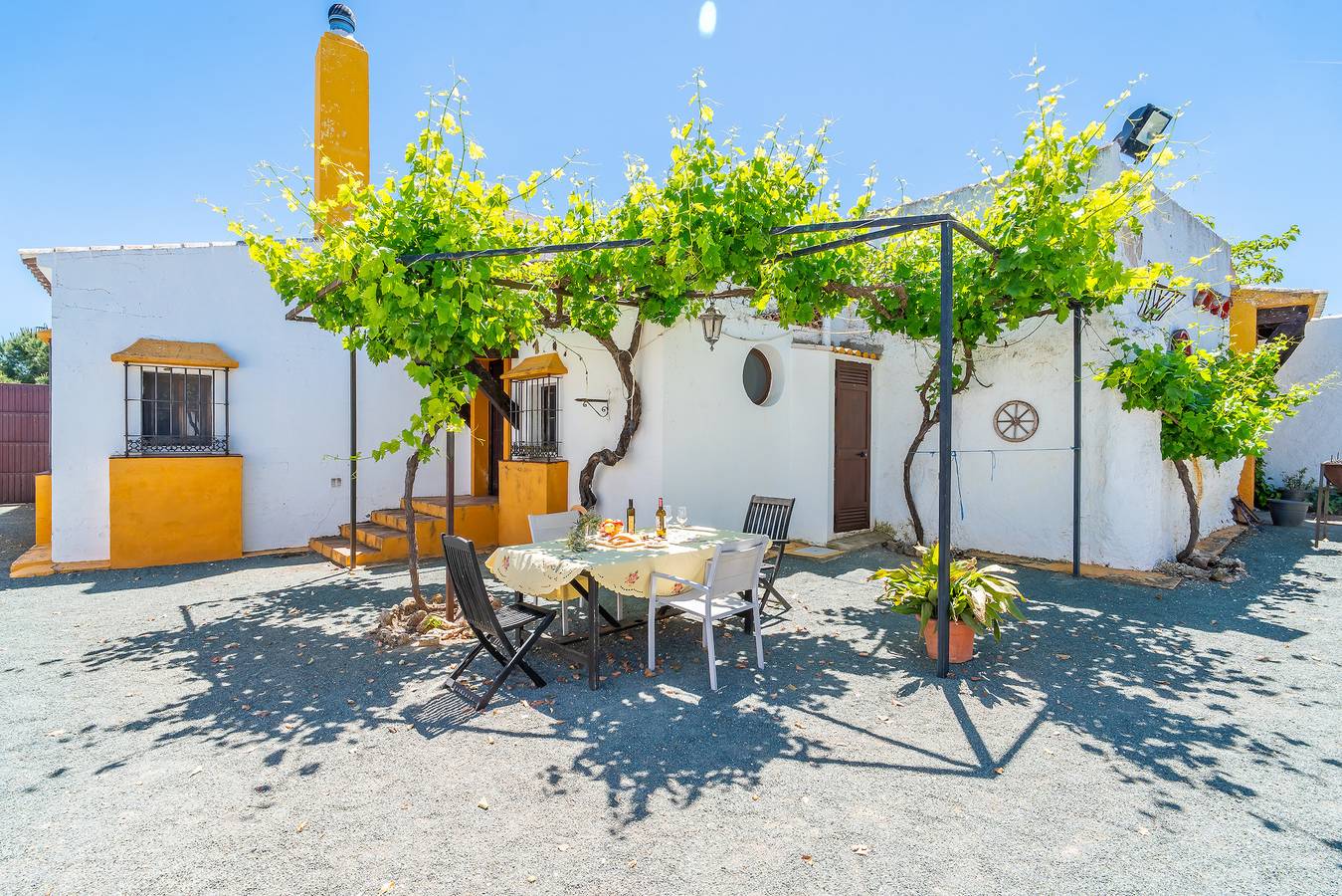 Cubo's Cortijo El Perezon in Archidona, Provincia de Málaga