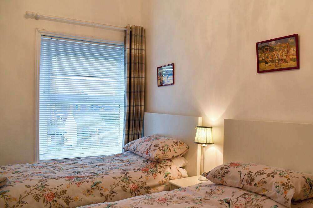 Flat 4 Horizon View in Lowestoft, Sunrise Coast