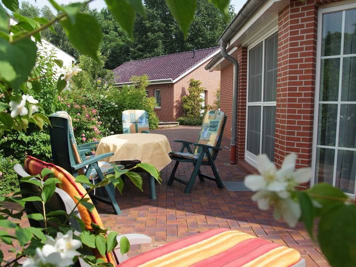 Ferienhaus für 4 Personen, mit Terrasse und Garten sowie Pool und Sauna in Leer und Umgebung - 4