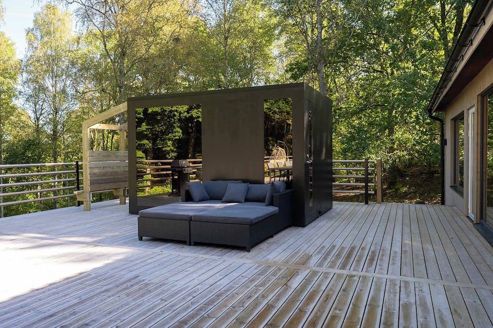 Ladhus Two - Mit Stil an Klippe + Sauna und Steg in Skallsjö distrikt, Lerum