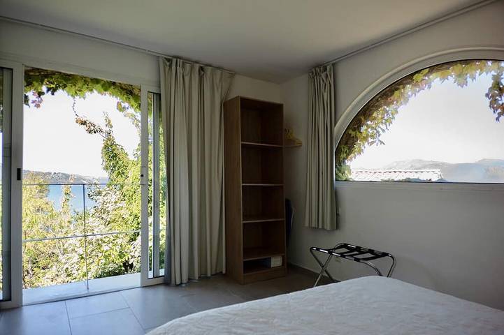 Ganze Wohnung, Ferienwohnung - 2   Räume - 4/5   Personen in Saint-Florent, Calvi und Umgebung