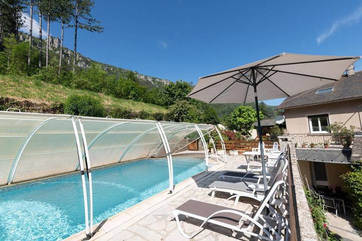 Maison de vacances pour 7 personnes, avec Terrasse ainsi que Jardin et Piscine
