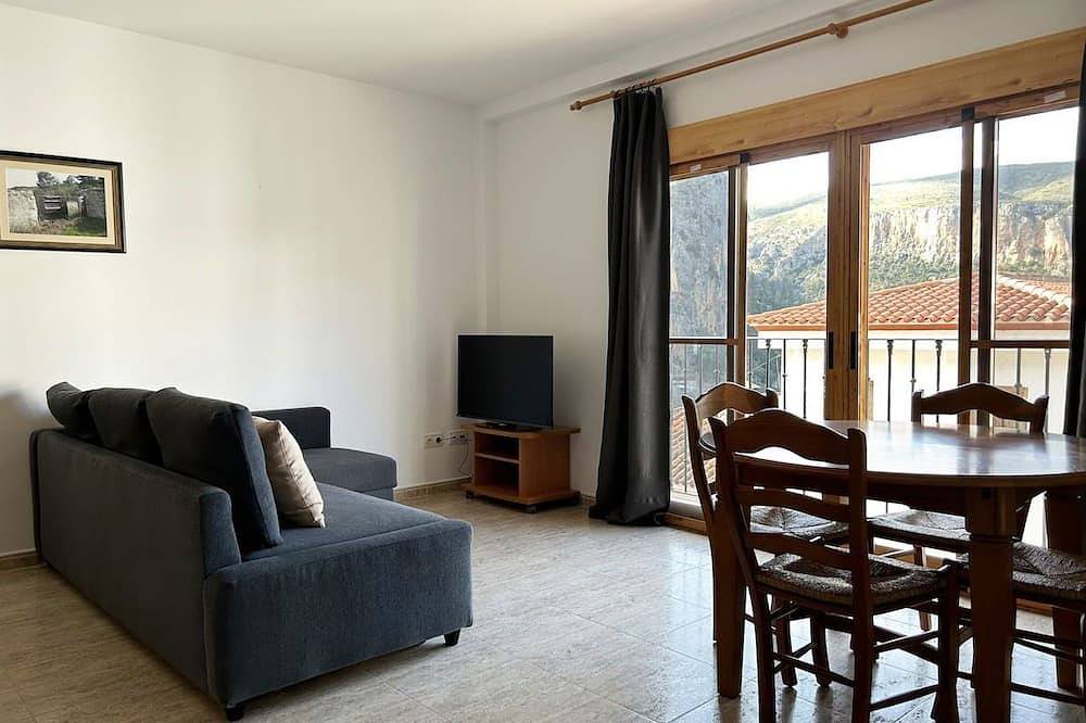 Entire apartment, Apartamento en Chulilla. La Muela 1 in Chulilla, Valencia Province
