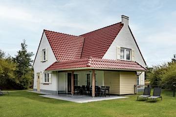 Location de vacances pour 16 personnes, avec jardin ainsi que terrasse et sauna à Cadzand-Bad