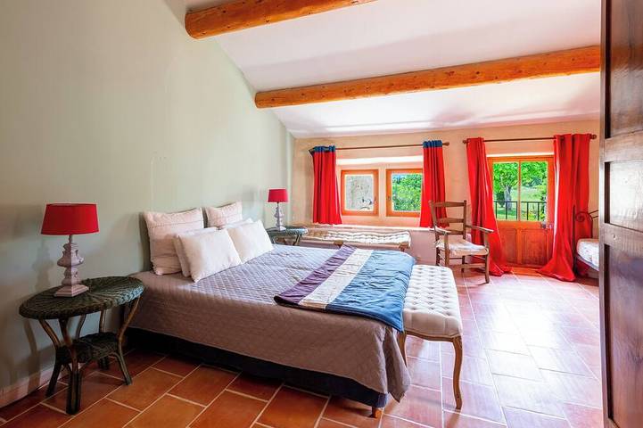 Maison de campagne pour 15 personnes, avec jardin à La Baume-de-Transit - 4