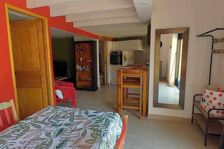 Location de vacances pour 6 personnes, avec terrasse à Bollène - 2