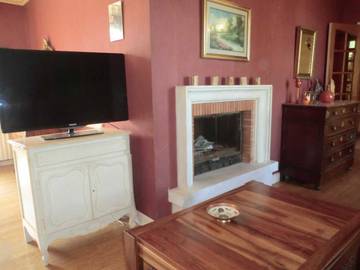 Gîte pour 6 Personnes dans Lacrouzette, Parc naturel régional du Haut-Languedoc, Photo 2