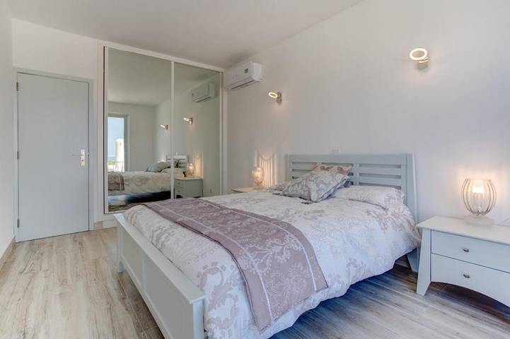 Ferienwohnung für 2 Personen, mit Balkon und Terrasse sowie Ausblick in Ferragudo