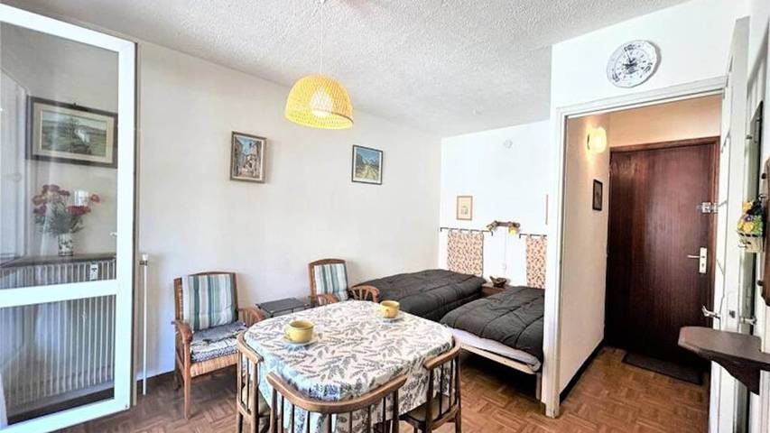 Gîte pour 3 personnes, avec balcon dans Casino de Greoux les Bains