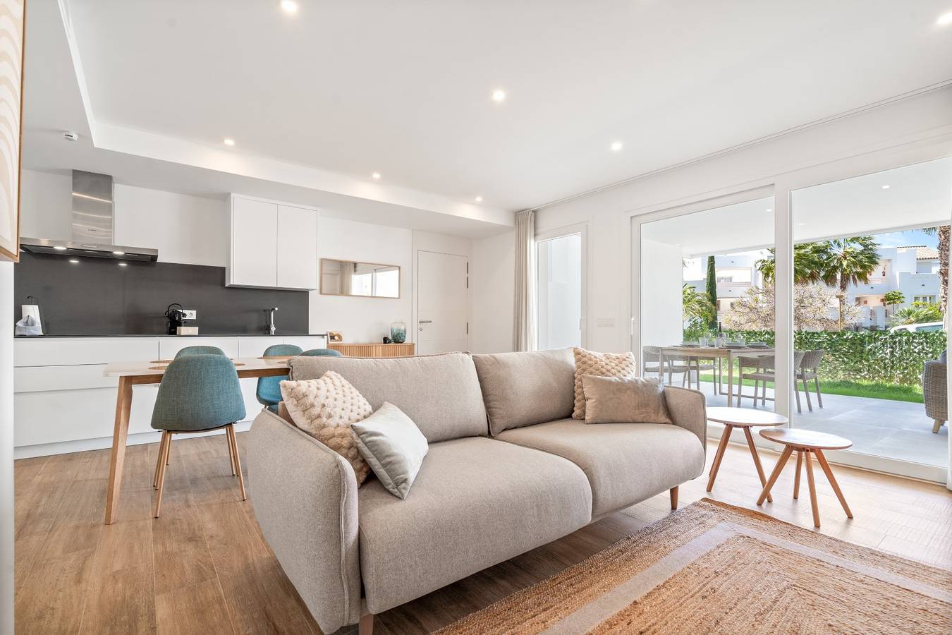 Entire apartment, Stylish 4 Pers. Apt. Alcazabo Lagoon (2005/06) in Alcazaba Lagoon, Casares