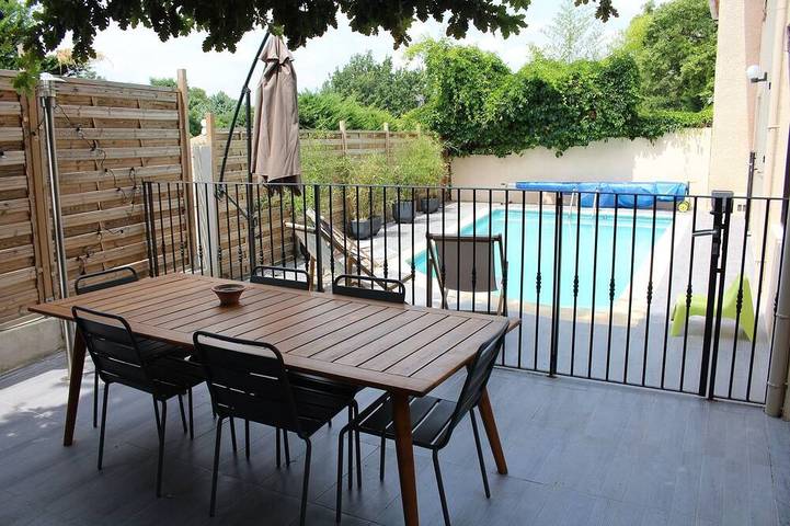 Ferienhaus für 6 Personen, mit Whirlpool und Garten