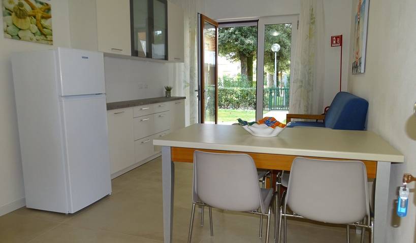 Villa mit pool für 6 Personen, mit Garten in Bibione - 3