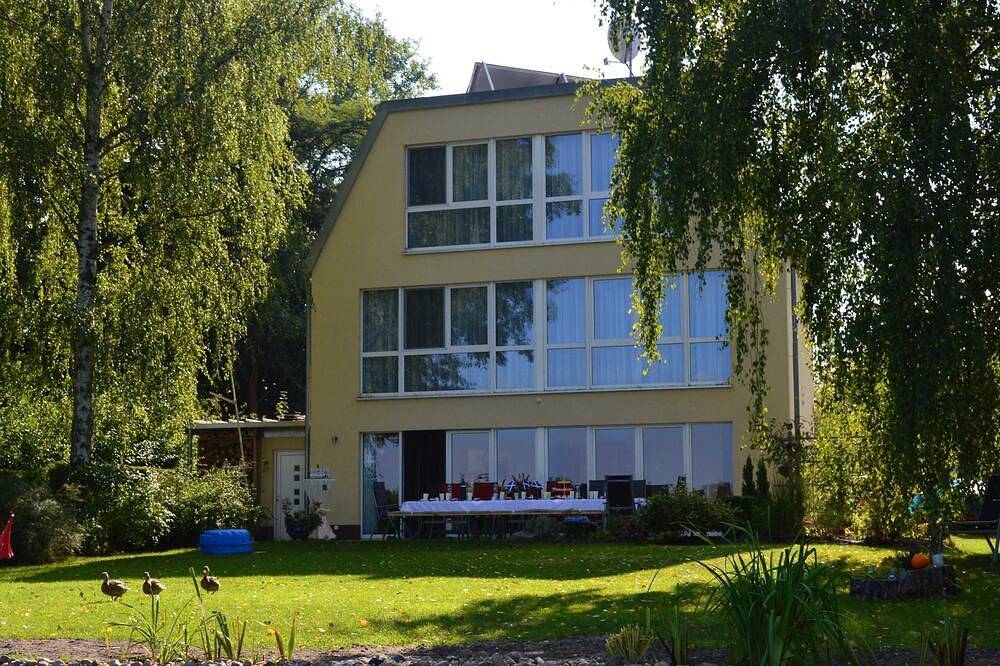 Ganze Wohnung, Ferienwohnung Dachgeschoss - Ferienwohnhaus Drei am Zemminsee in Teupitzer See, Schwerin (Brandenburg)