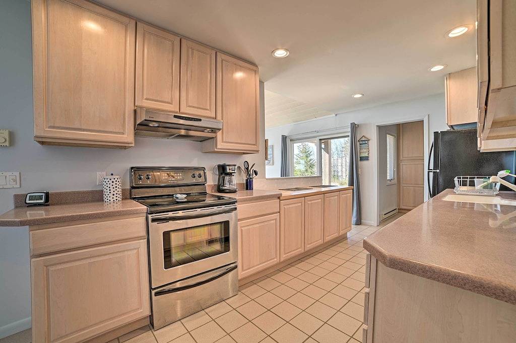 Lake Huron Home w/ Direct Beach Access! in Obere Halbinsel