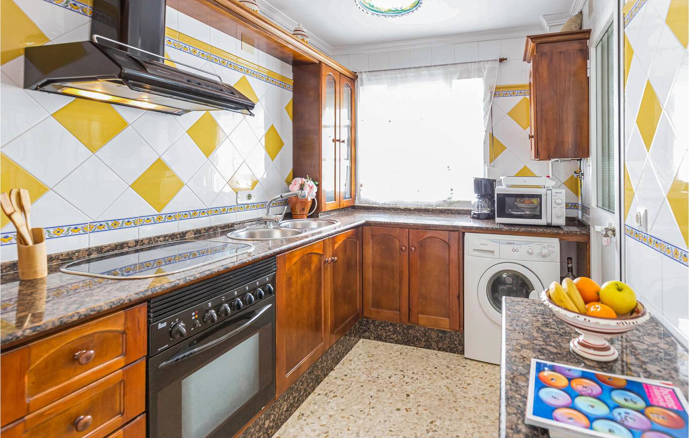 Apartamento vacacional entero, ¡Apartamento junto a la playa con aire acondicionado y pesca! in Conil de la Frontera, Costa de la Luz