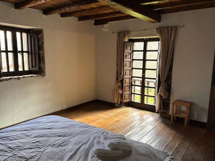 Casa rural para 5 personas, con terraza y vistas, Se admiten mascotas en Parque Natural de Ponga - 3