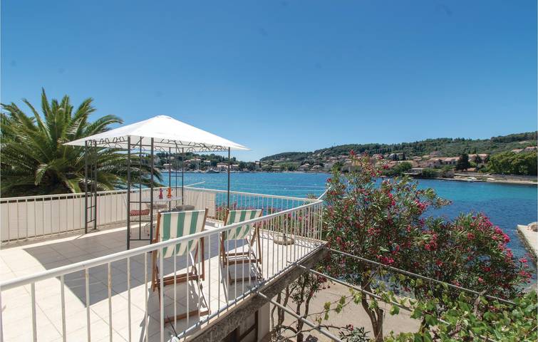Gemütliche 1-Zimmer-Wohnung mit Terrasse, in der Nähe des Strandes Bilin Žal in Lumbarda, Korcula