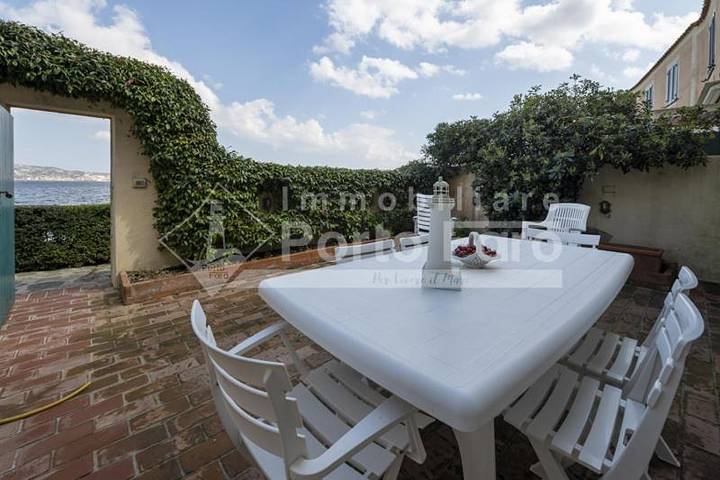 Villa per 6 persone, con terrazza e panorama a Palau (Sardegna)