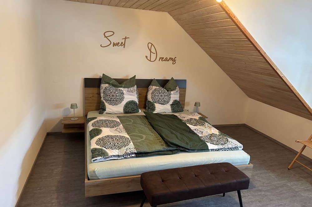 Ganze Wohnung, Ferienwohnung Lodge 13 in Ehrenberg, Rhön-Hessen