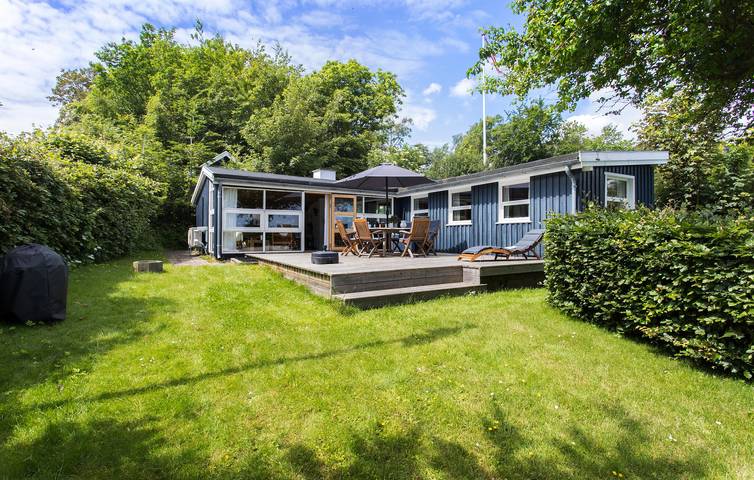 Ferienhaus für 6 Personen, mit Terrasse und Garten - 1