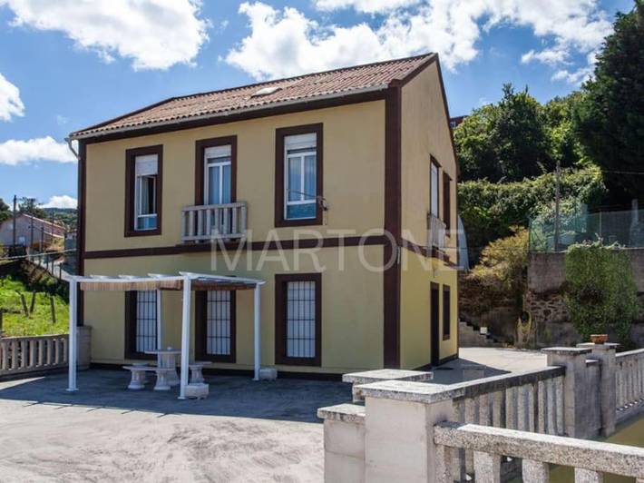Casa de férias para 4 pessoas, com vista e terraço e ainda jardim em Vigo