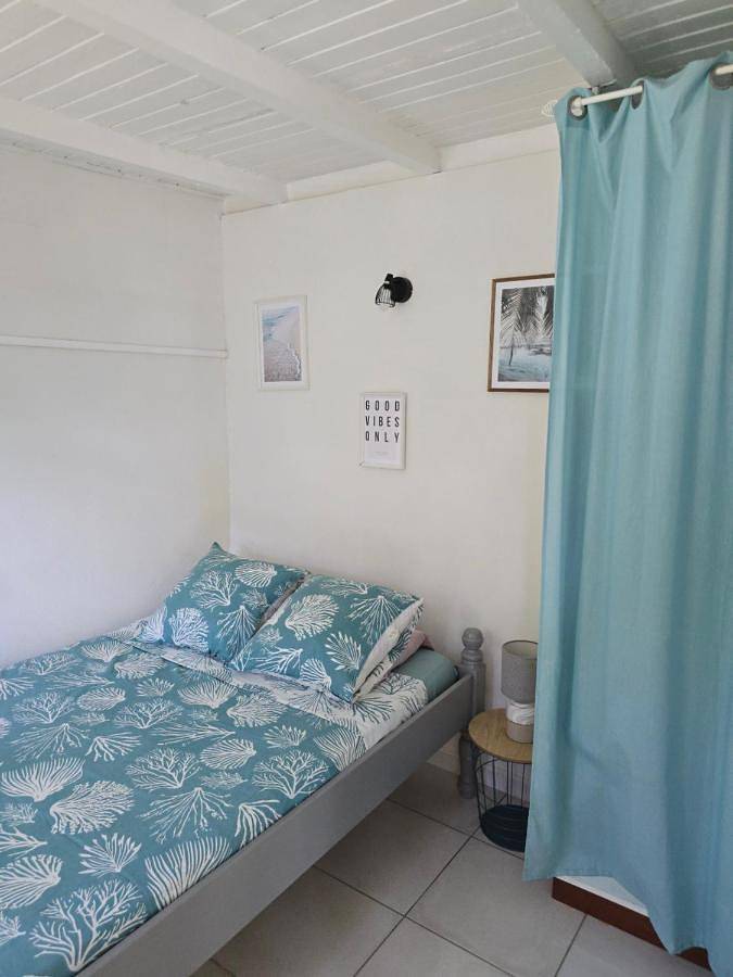 Location de vacances pour 2 personnes, avec terrasse à Petit-Bourg - 2