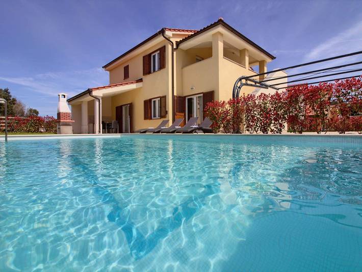 Casa de vacaciones para 20 personas, con balcón - 1