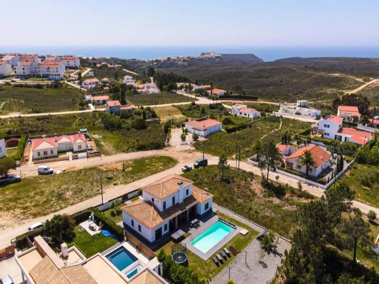 Ganze Wohnung, Villa in Aljezur mit Pool und Aussicht in Arrifana, Aljezur