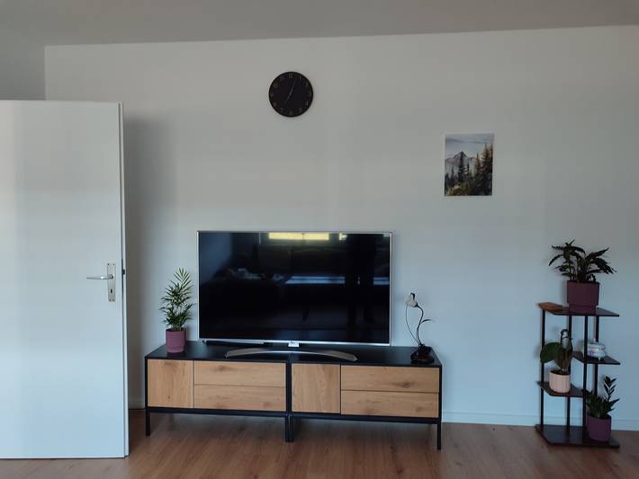 Hel lejlighed, Apartment 'Fewo Im Grünen Near Listertalsperre' with Private Terrace & Wi-Fi in Meinerzhagen, Märkischer Kreis