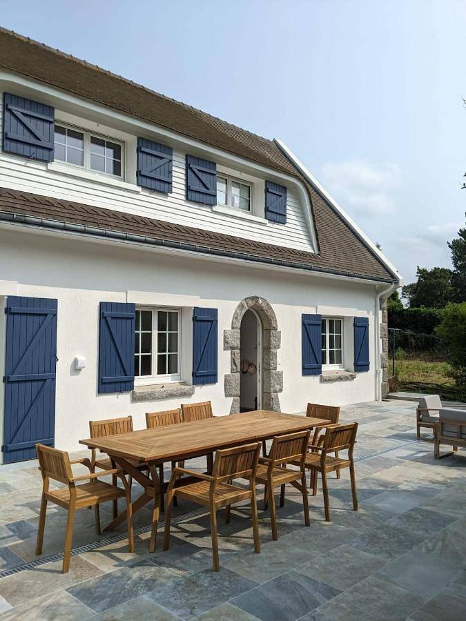 Location de vacances pour 11 personnes, avec jardin à Butot-Vénesville