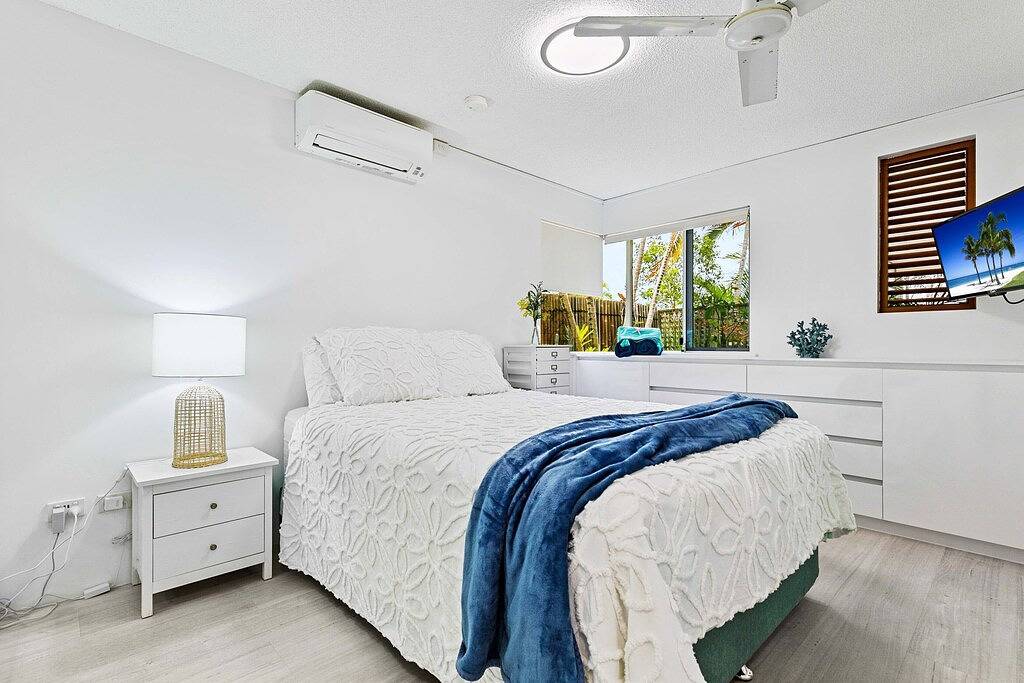 Ganze Wohnung, „Strandapartment mit Pool“ in Urangan, Hervey Bay