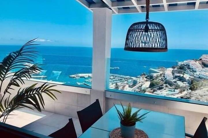 Apartment for 5 people, with pool and balcony in Mogán