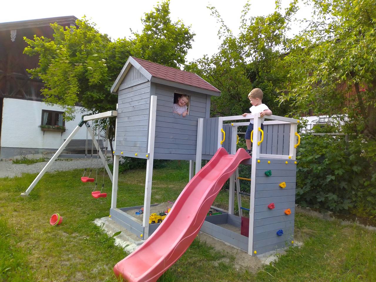Widernhof - 3-Sterne Ferienwohnung Hochfelln mit 2 separaten Schlafzimmern und Balkon 90qm in Prien, Prien am Chiemsee
