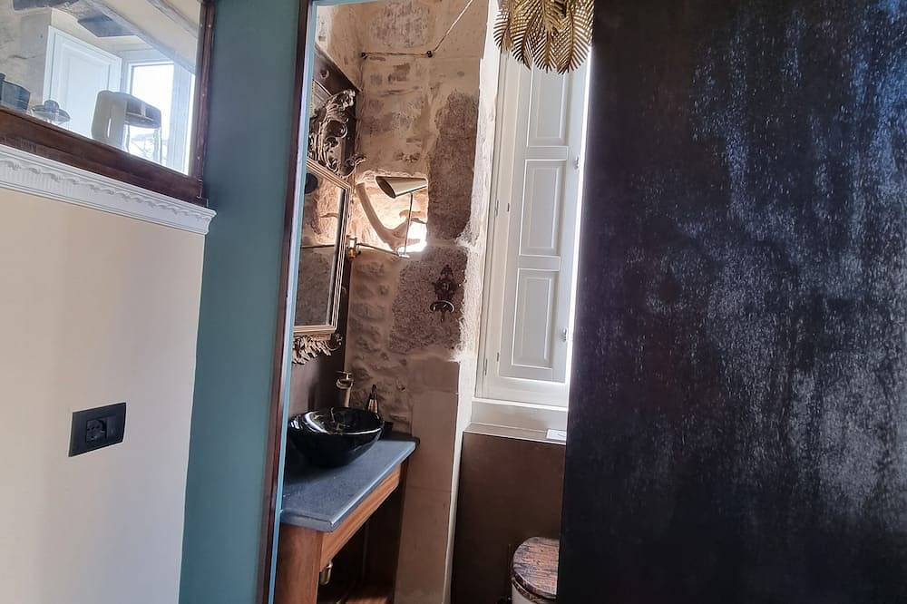 Appartamento intero, Elegant old town apartment with sea view and roof terrace in Siracusa, Sicilia