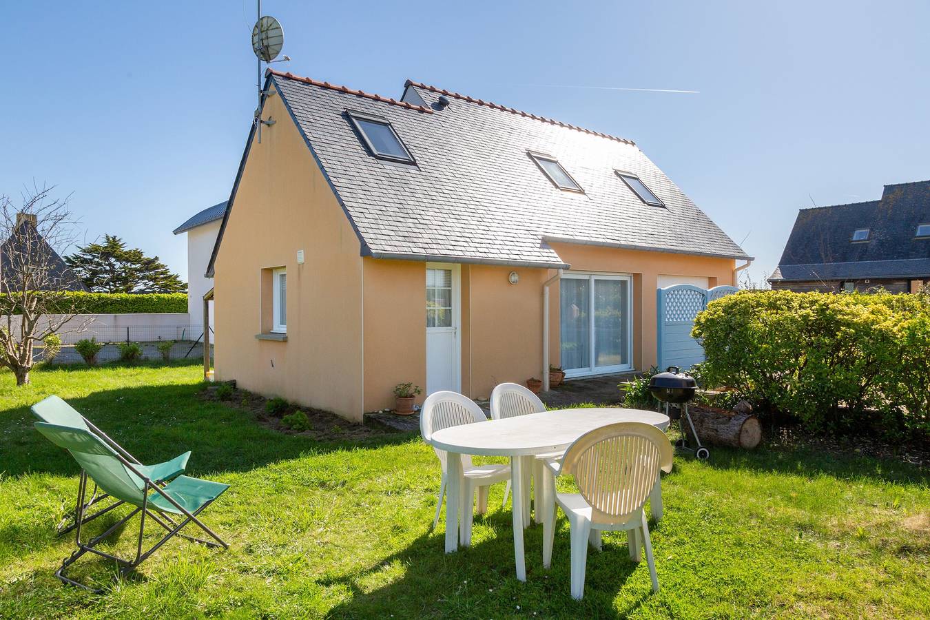 Casa de vacaciones «Ty Ar Mor» a 50 m de la playa, terraza y jardín privados, Wi-Fi in Loctudy, Côte de Cornouaille