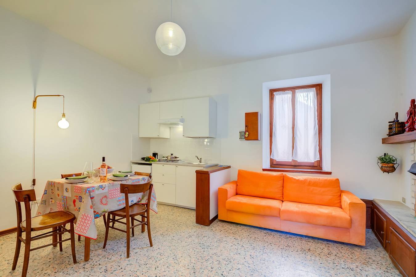 Appartamento intero, Casa Gio in Cerro, Laveno-Mombello