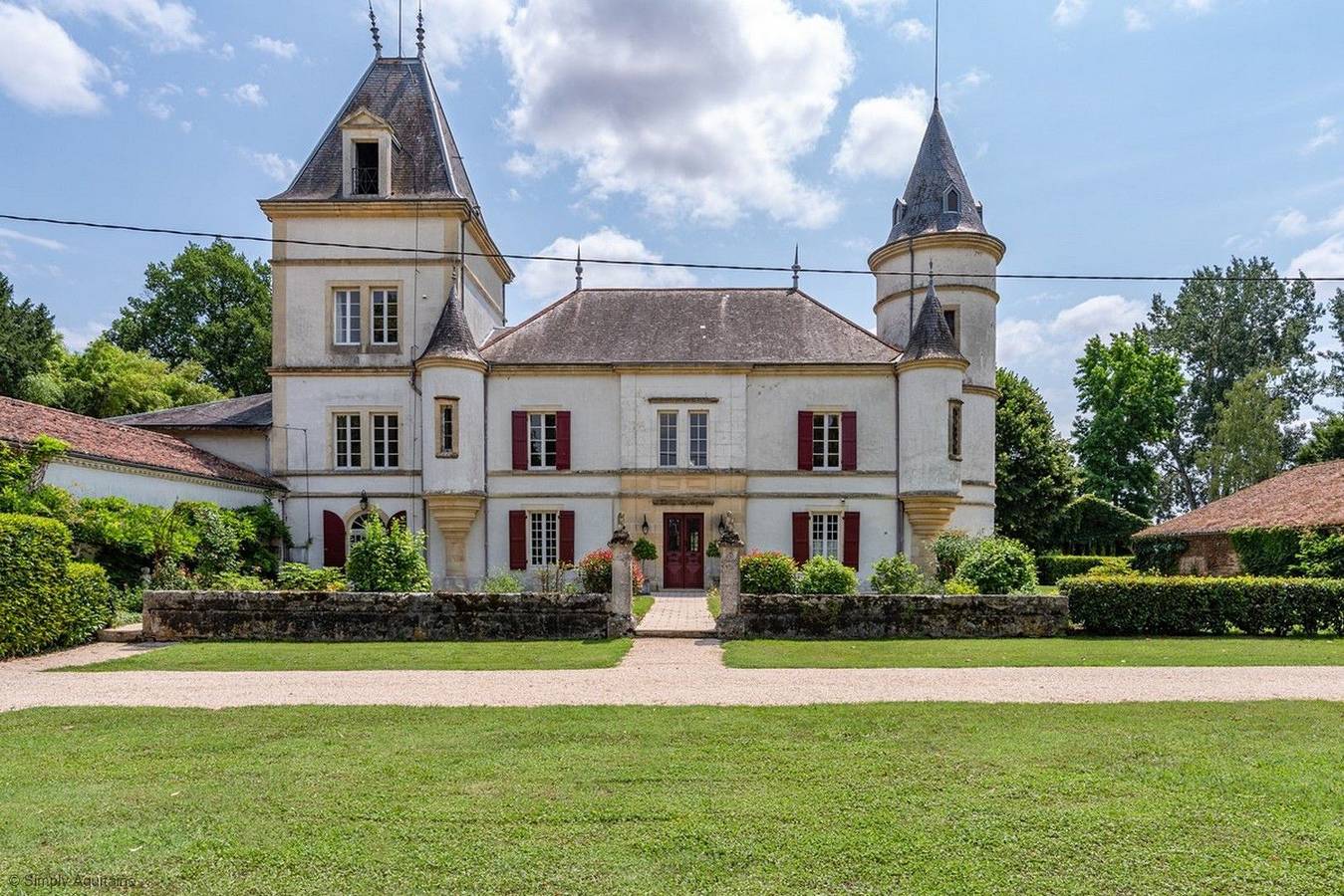 101 Elegant Riverside Chateau  | Sleeps 18 in Fongrave, Quercy