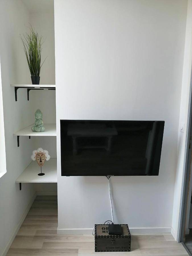 Appartement entier, One-Bedroom Apartment in Tonneins, Région de Marmande