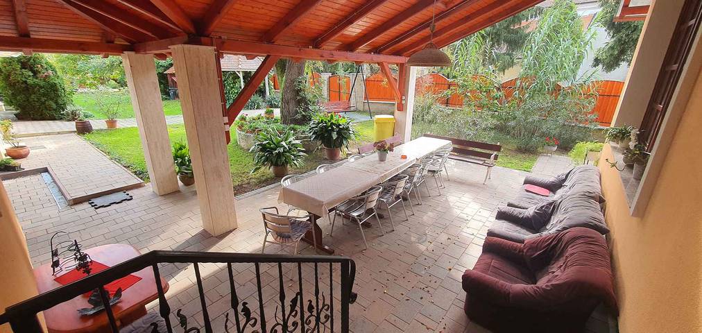 Apartament wakacyjny dla 4 osób, z ogród i balkon w Węgry